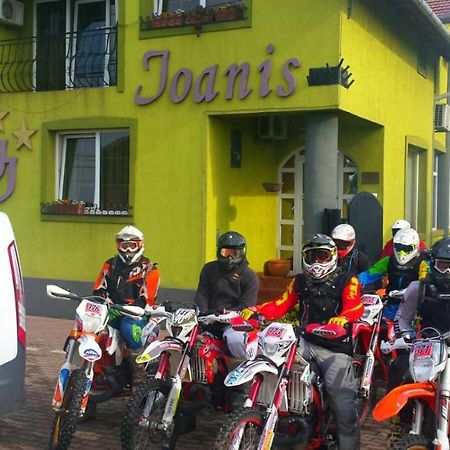 Motel Ioanis Mîndruloc Extérieur photo