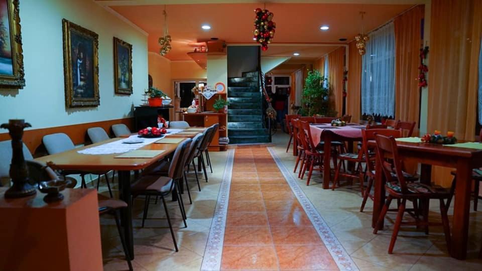 Motel Ioanis Mîndruloc Extérieur photo